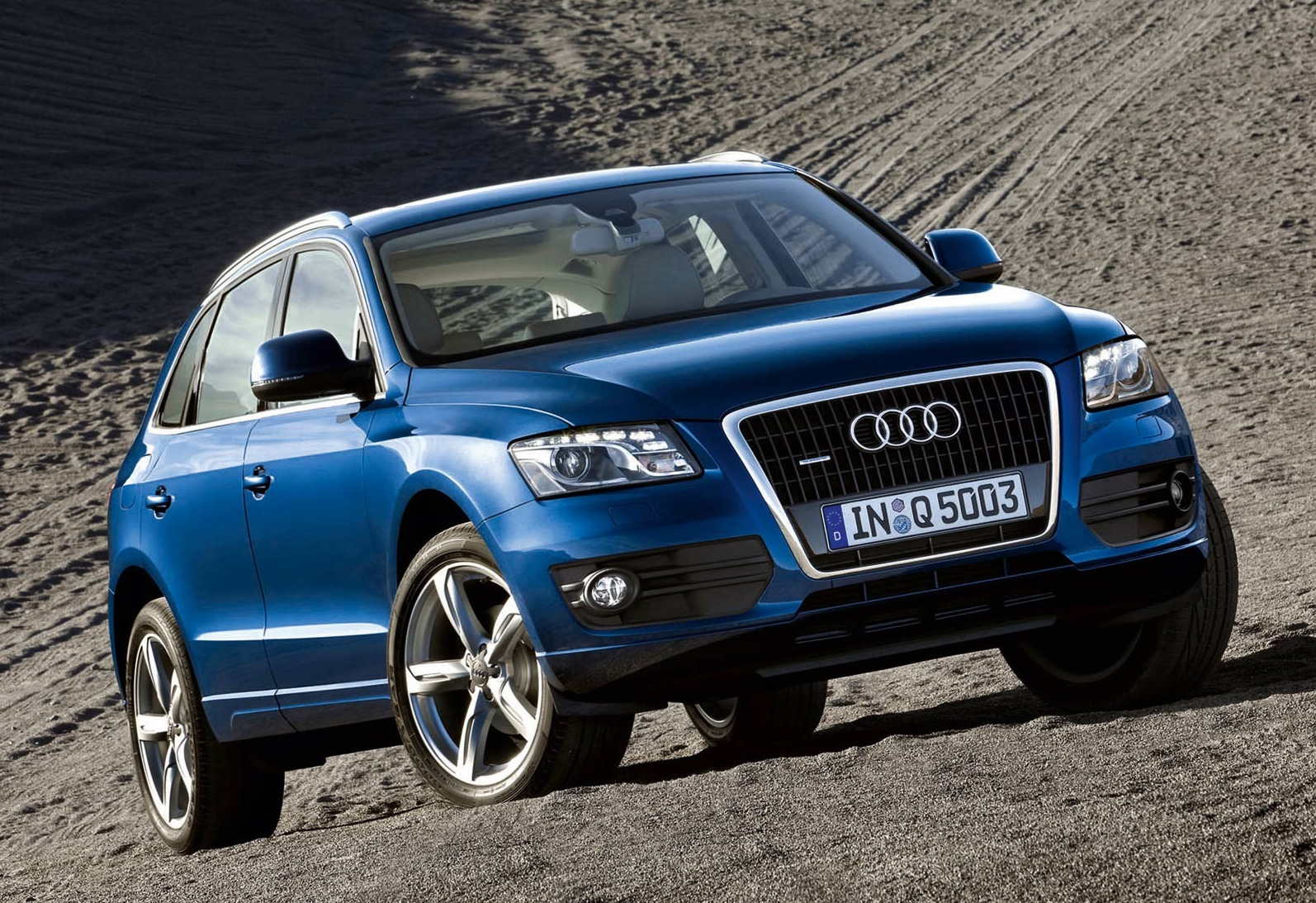Audi Q5 - Blue